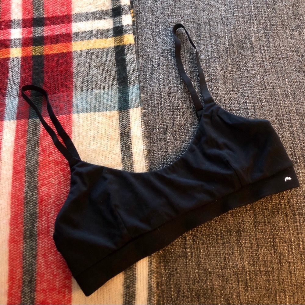 Size M MeUndies Wireless Adjustable Bralette